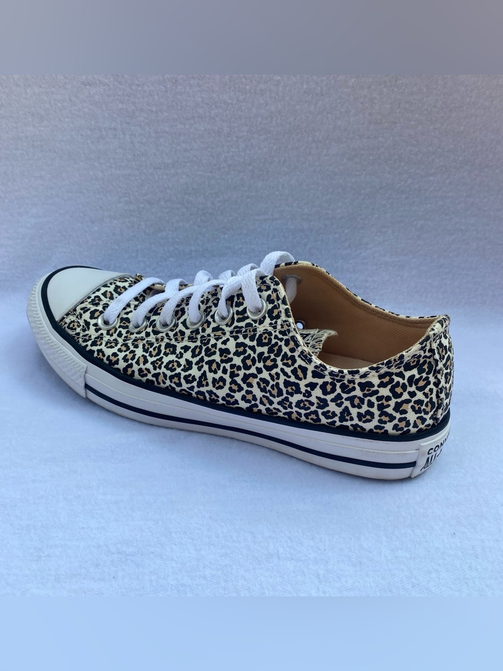 Converse All Star Retro Leopard Print Canvas Low Top Women’s Size 8 Men’s 6
